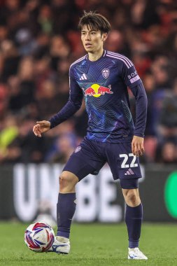 Leeds United takımından Ao Tanaka, Middlesbrough - Leeds United maçında Riverside Stadyumu, Middlesbrough, Birleşik Krallık, 8 Nisan 2025