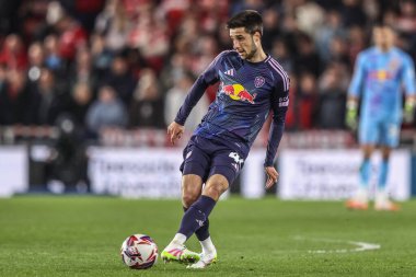 Leeds United takımından Ilia Gruev, Middlesbrough - Leeds United maçında Riverside Stadyumu, Middlesbrough, Birleşik Krallık, 8 Nisan 2025