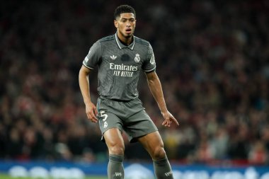 Real Madrid 'den Jude Bellingham, UEFA Şampiyonlar Ligi çeyrek final maçı sırasında Emirates Stadyumu' nda Arsenal 'e karşı Real Madrid, Londra, 8 Nisan 2025