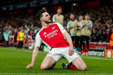 Arsenal 'den Declan Rice, UEFA Şampiyonlar Ligi çeyrek final maçı Arsenal' in Real Madrid 'e karşı Emirates Stadyumu, Londra, İngiltere' de 8 Nisan 2025 'te oynanan karşılaşma maçında 1-0' lık galibiyet golünü kutluyor.