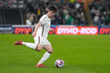 Swansea City takımının oyuncusu Josh Key Swansea.com Stadyumu, Swansea.com, İngiltere, 9 Nisan 2025 'te Swansea City ve Plymouth Argyle maçında