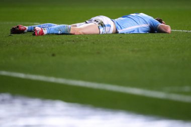 Coventry City 'den Jack Rudoni, 9 Nisan 2025' te Coventry Building Society Arena, Coventry, İngiltere 'de oynanan Gökyüzü İddia Şampiyonası maçında kaçırılan gollere tepki gösterdi.