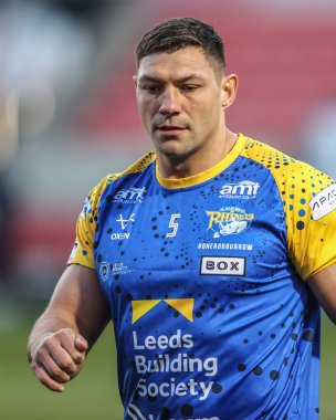 Ryan Hall of Leeds Rhinos maç öncesi ısınma maçında Salford Red Devils - Leeds Rhinos maçı sırasında Salford Community Stadyumu, Eccles, İngiltere, 10 Nisan 2025
