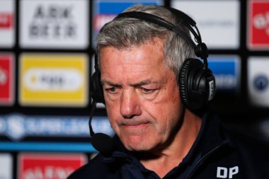 Wakefield Trinity 'nin baş antrenörü Daryl Powell, 11 Nisan 2025' te St Helens-Wakefield Trinity maçında Betfred Süper Lig 7.