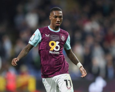 Gökyüzü İddia Şampiyonası maçı öncesinde Burnley, Norwich City 'ye karşı Turf Moor, Burnley, İngiltere' de 11 Nisan 2025 'te stadyuma vardı.