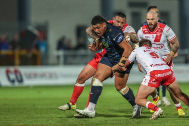 Patrick Mago, Hull KR 'dan Elliot Minchella, Hull KR' dan Jez Litten ve Hull KR 'dan Sam Luckley tarafından 7. Betfred Süper Lig karşılaşmasında yenildi. Hull KR, Sewell Group Craven Park' ta Wigan Warriors 'a karşı.
