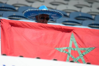 Queens Park Rangers taraftarı, Sky Bet Şampiyonası öncesinde Queens Park Rangers 'a karşı Bristol City, Kiyan Prince Vakfı Stadyumu, Londra, 12 Nisan 2025