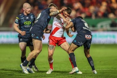 Oliver Gildart, Wigan Warriors 'tan Harvie Hill ve Wigan Warriors' tan Bevan French tarafından 7. Betfred Süper Lig karşılaşmasında yenildi. Hull KR, Wigan Warriors 'a karşı Sewell Group Craven Park, Kingston' da.