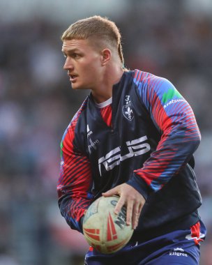 Wakefield Trinity takımından Cam Scott 11 Nisan 2025 'te St Helens - Wicked Stadyumu, St Helens - Wakefield Trinity maçında oynanan Betfred Süper Lig karşılaşması öncesinde ısınma turunda