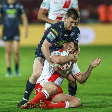 Hull KR 'dan Jack Broadbent, Wigan Warriors' tan Harry Smith tarafından 11 Nisan 2025 'te Sewell Group Craven Park' ta oynanan 7. Betfred Süper Lig karşılaşmasında yenildi.
