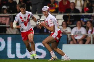 St. Helens takımından George Whitby, 11 Nisan 2025 'te St Helens-Wicked Stadyumu' nda oynanan 7.