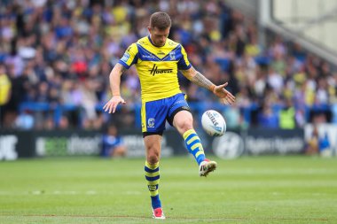 Warrington Wolves takımından Marc Sneyd, 12 Nisan 2025 'te oynanan Betfred Süper Lig karşılaşmasında Warrington Wolves, Hull FC' ye karşı Halliwell Jones Stadyumu, Warrington, İngiltere