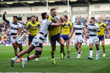 Hull FC 'den Tex Hoy, Warrington Wolves' tan George Williams 'ı Betfred Süper Lig 7. Raundda Halliwell Jones Stadyumu' nda Warrington Wolves vs Hull FC maçında yendi.