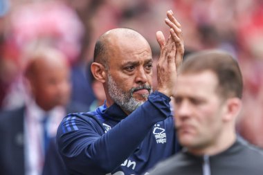Nuno Espirito Santo Nottingham Ormanı Müdürü Premier Lig maçı sırasında Nottingham Forest Everton 'a karşı City Ground, Nottingham, İngiltere, 12 Nisan 2025