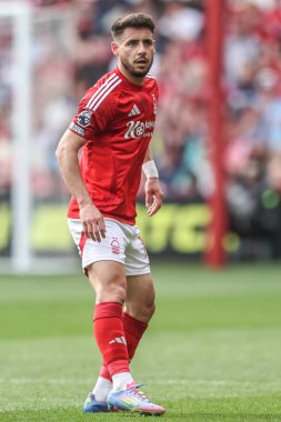 Nottingham Ormanı 'ndan Lex Moreno Premier League maçı sırasında Nottingham Forest Everton' a karşı City Ground, Nottingham, İngiltere, 12 Nisan 2025