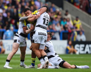 Warrington Wolves takımından Zane Musgrove, 12 Nisan 2025 'te Warrington, İngiltere' deki Halliwell Jones Stadyumu 'nda oynanan 7.
