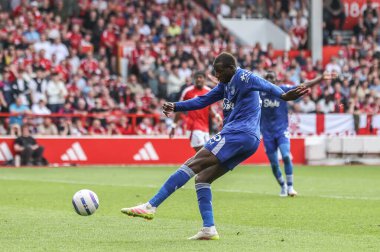 Everton 'dan Abdoulaye Doucour Premier League maçında gol attı Nottingham Forest Everton' a karşı City Ground, Nottingham, İngiltere, 12 Nisan 2025