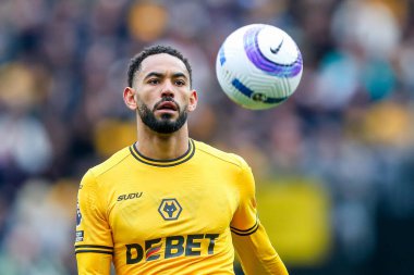 Wolverhampton Wanderers takımından Matheus Cunha, 13 Nisan 2025 'te Wolverhampton Wanderers ile Tottenham Hotspur arasında oynanan Premier League maçında