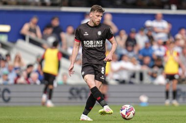 Bristol City 'den Joe Williams, 12 Nisan 2025' te Londra 'daki Kiyan Prince Vakfı Stadyumu' nda Queens Park Rangers 'a karşı Bristol City maçında.