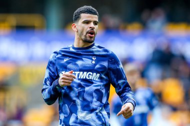 Tottenham Hotspur 'dan Dominic Solanke, 13 Nisan 2025' te Wolverhampton Wanderers ile Tottenham Hotspur arasında oynanan Premier League karşılaşması öncesinde ısındı.
