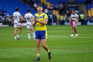 Warrington Wolves takımından Jordy Crowther, 12 Nisan 2025 'te İngiltere' nin Halliwell Jones Stadyumu 'nda oynanan 7.