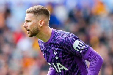 Tottenham Hotspur 'dan Guglielmo Vicario Premier League maçı sırasında Wolverhampton Wanderers Tottenham Hotspur' a karşı Molineux, Wolverhampton, Birleşik Krallık 'ta 13 Nisan 2025' te