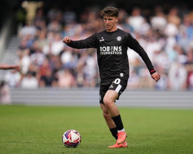 Bristol City 'den George Earthy, 12 Nisan 2025' te Londra 'daki Kiyan Prince Vakfı Stadyumu' nda Queens Park Rangers-Bristol City maçında.