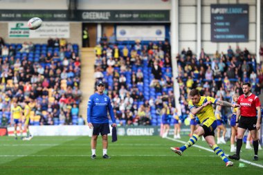 Warrington Wolves 'tan Marc Sneyd dönüşüm vuruşunu yapıyor ama 12 Nisan 2025' te Warrington, Warrington 'daki Halliwell Jones Stadyumu' nda oynanan 7.