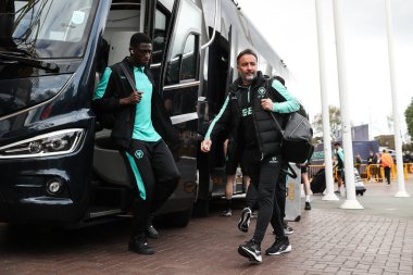 Wolverhampton Wanderers 'ın baş antrenörü Vitor Pereira, 13 Nisan 2025' te Wolverhampton Wanderers ile Tottenham Hotspur arasında oynanan Premier League karşılaşması öncesinde geldi.