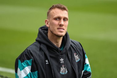 Newcastle United takımından Dan Burn, İngiltere 'nin Newcastle kentindeki St. James' s Park 'ta oynanan Newcastle United - Crystal Palace Premier League maçı sırasında geldi.