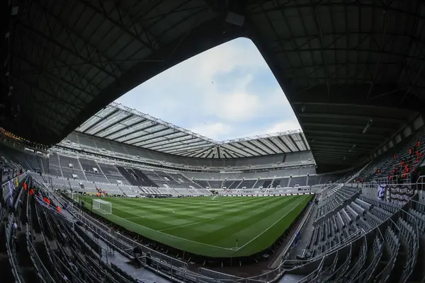 Premier Lig maçı sırasında St James Park 'ın genel görünümü Newcastle United' a karşı Crystal Palace St. James 's Park, Newcastle, İngiltere, 16 Nisan 2025