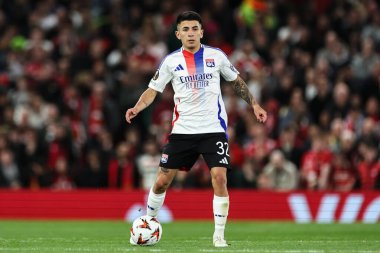 Lyon 'dan Thiago Almada, UEFA Avrupa Ligi çeyrek final maçında Manchester United ve Lyon' a karşı Old Trafford, Manchester, İngiltere, 17 Nisan 2025