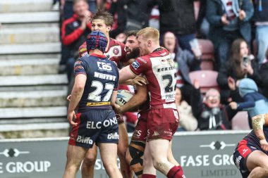 Wigan Warriors takımından Abbas Miski, 18 Nisan 2025 'te İngiltere' nin Wigan şehrindeki The Brick Community Stadyumu 'nda oynanan 8.