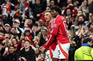 Manchester United takımından Manuel Ugarte, 17 Nisan 2025 'te Old Trafford, Manchester, İngiltere' de oynanan UEFA Avrupa Ligi çeyrek final maçında 1-0 'lık galibiyet golünü kutluyor.