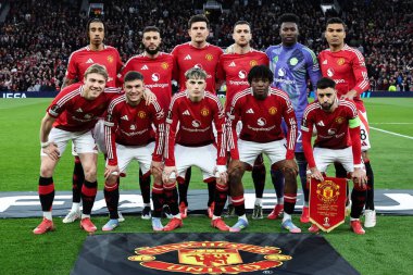 Manchester United oyuncuları UEFA Avrupa Ligi çeyrek final maçında Old Trafford, Manchester, Birleşik Krallık 'ta 17 Nisan 2025 tarihinde Lyon' a karşı sıralandılar.