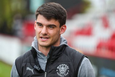 Blackpool 'dan Rob Apter, 18 Nisan 2025' te Lamex Stevenage, İngiltere 'deki Stevenage-Blackpool maçından sonra bir röportaj verdi.