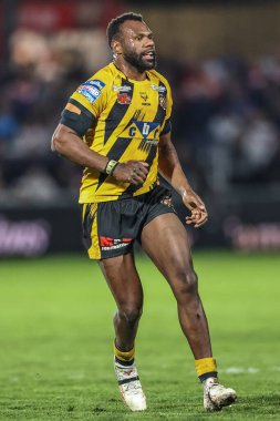 Castleford Tigers takımından Jeremiah Simbiken 17 Nisan 2025 'te Wakefield Trinity ile Castleford Tigers arasında oynanan karşılaşma sırasında Wakefield Trinity ile DIY Kitchens Stadyumu' nda karşılaşacak.