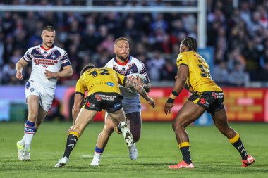 Castleford Tigers 'dan Alex Mellor ve Castleford Tigers' tan Daniel Okoro tarafından 17 Nisan 2025 'te DIY Kitchens Stadyumu' nda oynanan Betfred Süper Lig 8. Raundunda Josh Griffin, Wakefield Trinity-Castleford Tigers maçında yenildi.