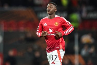 Manchester United 'dan Kobbie Mainoo UEFA Avrupa Ligi çeyrek final maçında Manchester United - Lyon maçında Old Trafford, Manchester, Birleşik Krallık, 17 Nisan 2025