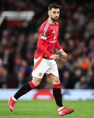 Manchester United ile Manchester United arasındaki çeyrek final maçında Bruno Fernandes, Manchester United ile Old Trafford, Manchester, Birleşik Krallık, 17 Nisan 2025