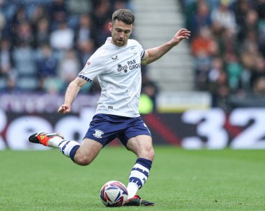 Preston North End 'den Ben Whiteman 18 Nisan 2025' te İngiltere 'nin Deepdale şehrinde oynanan Preston North End-Queens Park Rangers maçında