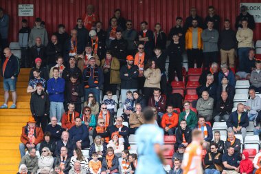 Blackpool taraftarları, 18 Nisan 2025 'te Lamex Stadyumu' nda oynanan Sky Bet 1 karşılaşmasında Stevenage 'a karşı Blackpool maçını izlediler.