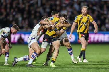 Wakefield Trinity 'den Caleb Hamlin-Uele ve Wakefield Trinity' den Liam Hood tarafından 17 Nisan 2025 'te DIY Kitchens Stadyumu' nda oynanan Betfred Süper Lig 8. Raundunda oynanan Wakefield Trinity - Castleford Tigers maçında ele alındı.