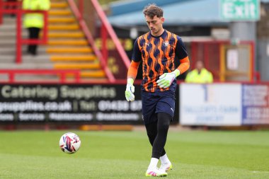 Blackpool 'dan Harry Tyrer, 18 Nisan 2025' te İngiltere 'nin Stevenage Stevenage-Blackpool maçı öncesinde oynanan maç öncesi ısınma maçında...