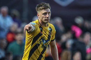 Castleford Tigers takımından Alex Mellor, 17 Nisan 2025 'te Wakefield Stadyumu' nda oynanan 8. Betfred Süper Lig karşılaşmasında takım arkadaşlarına talimat verdi.