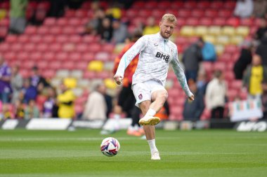 Burnley 'den Joe Worrall 18 Nisan 2025' te Watford - Burnley maçı öncesinde Vicarage Road, Watford, İngiltere