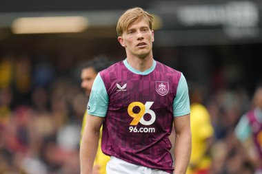 Burnley takımından Zian Flemming 18 Nisan 2025 tarihinde Watford - Burnley maçı sırasında Vicarage Road, Watford, İngiltere