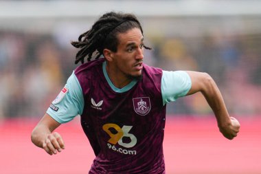 Burnley 'den Hannibal Mejbri Gökyüzü İddia Şampiyonası maçında Watford Burnley' e karşı Vicarage Road, Watford, Birleşik Krallık, 18 Nisan 2025