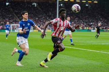 Sheffield United takımından Jesuran Rak-Sakyi 18 Nisan 2025 'te Sheffield United, Bramall Lane' de Cardiff City maçında