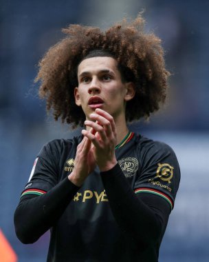 Queens Park Rangers takımından Rayan Kolli, 18 Nisan 2025 tarihinde İngiltere 'nin Deepdale kentinde oynanan 